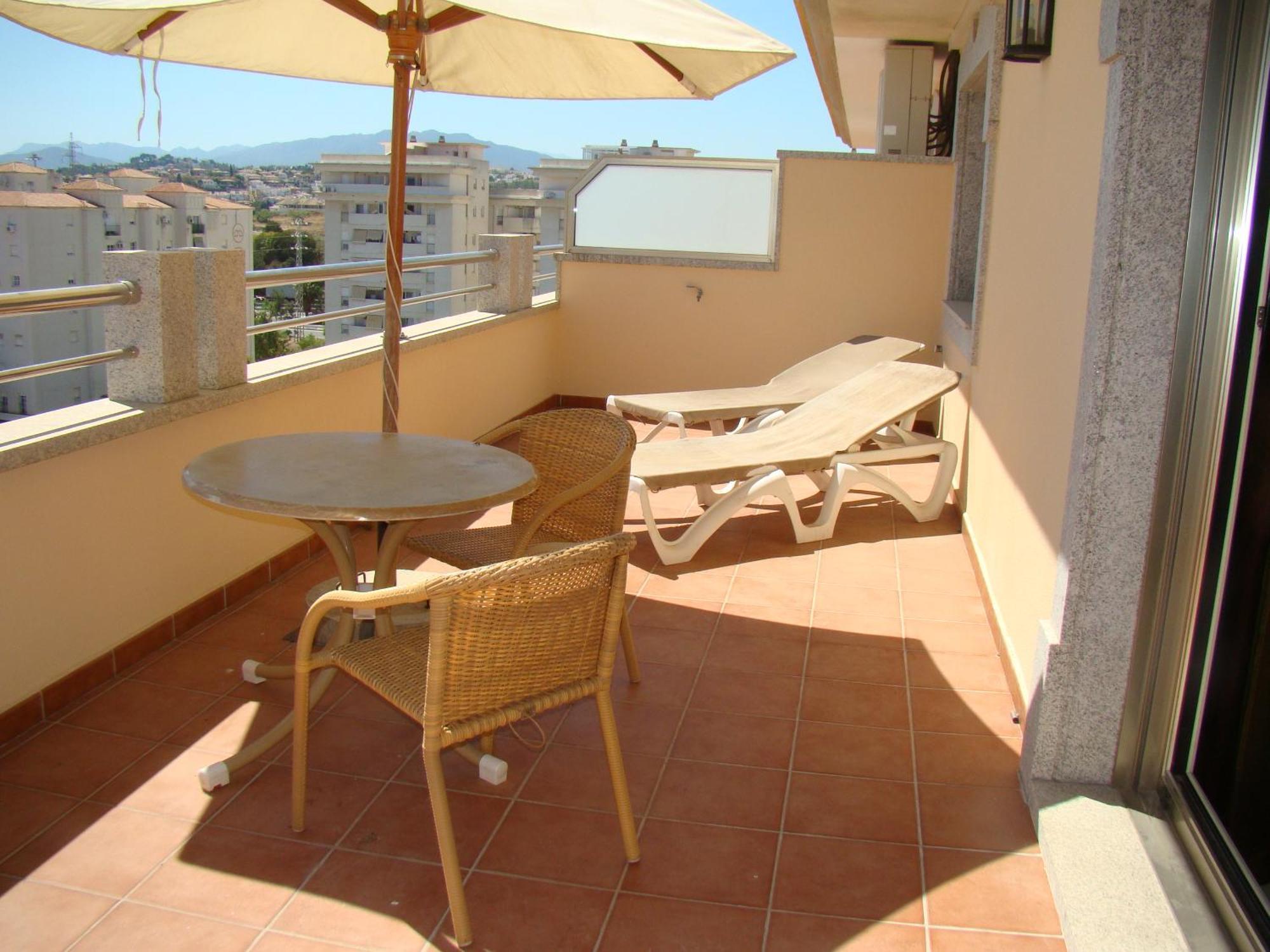 Apartamentos Mediterraneo Real Фуeнхирола Екстериор снимка