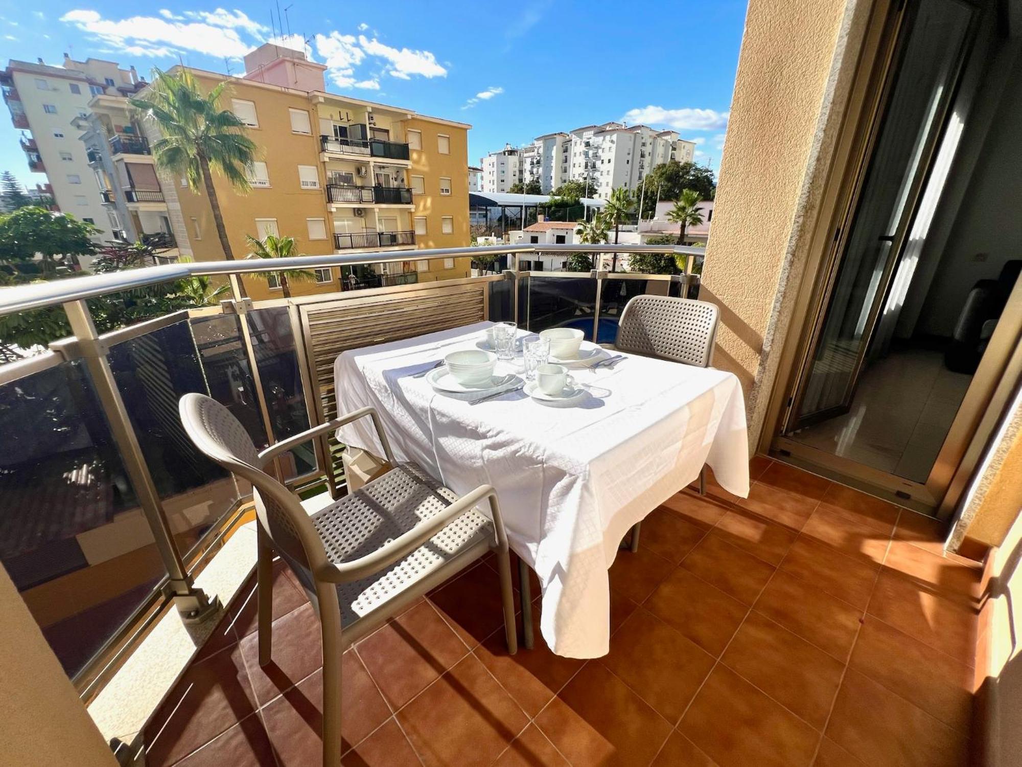 Apartamentos Mediterraneo Real Фуeнхирола Екстериор снимка